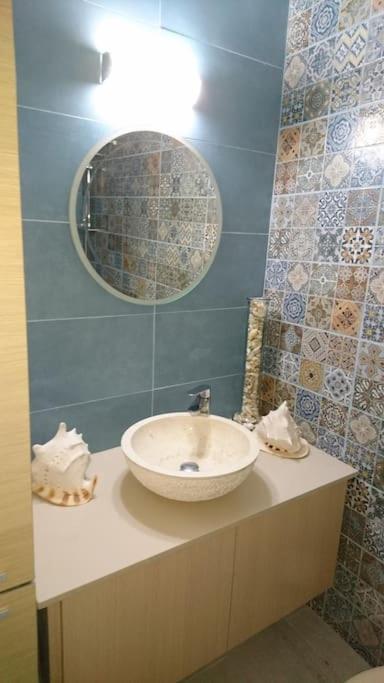 Isabella Court Townhouse Near Venus Beach And Lidl パ フォス エクステリア 写真