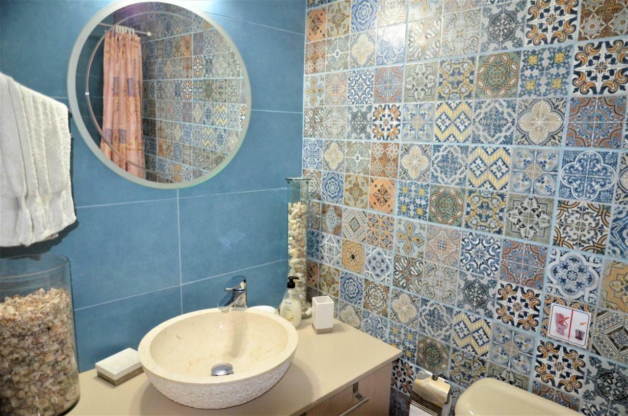 Isabella Court Townhouse Near Venus Beach And Lidl パ フォス エクステリア 写真